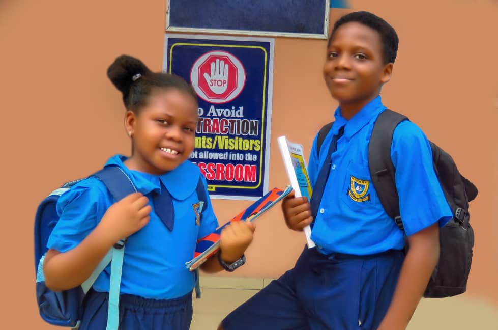 High school students in the computer room